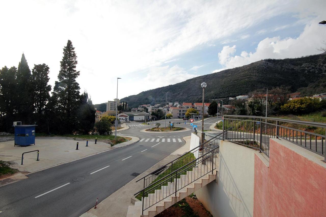 Apartments Residence Dj Petrovac Exterior foto