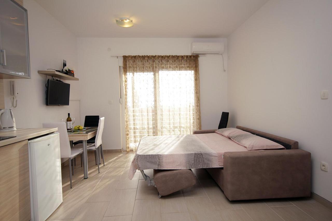 Apartments Residence Dj Petrovac Exterior foto