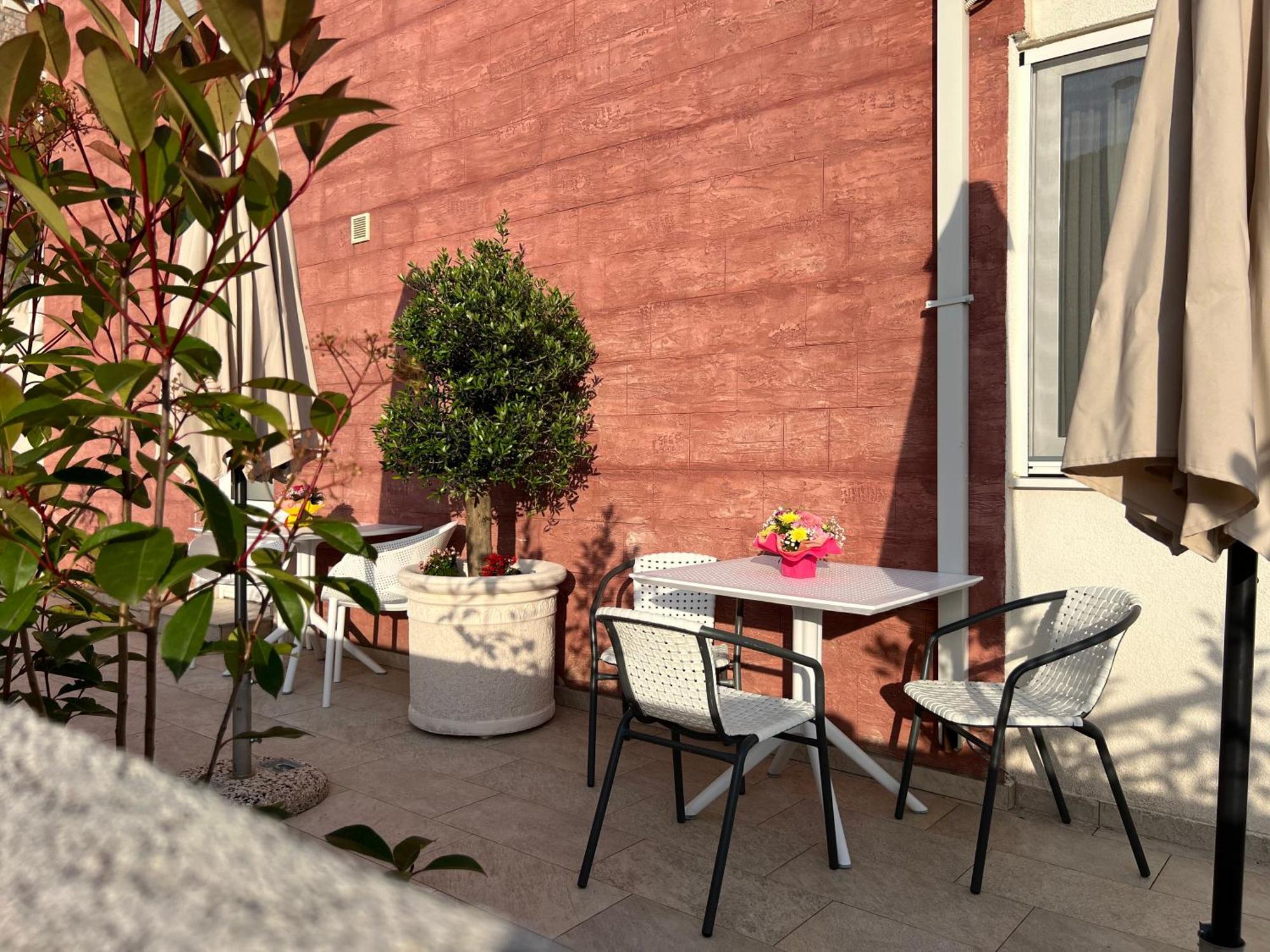 Apartments Residence Dj Petrovac Exterior foto
