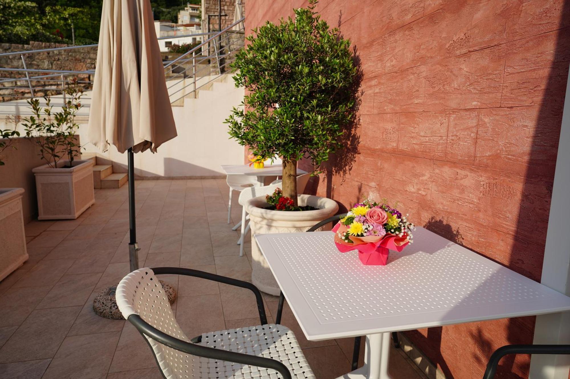 Apartments Residence Dj Petrovac Exterior foto